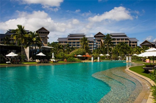 宇食天下喷泉火锅